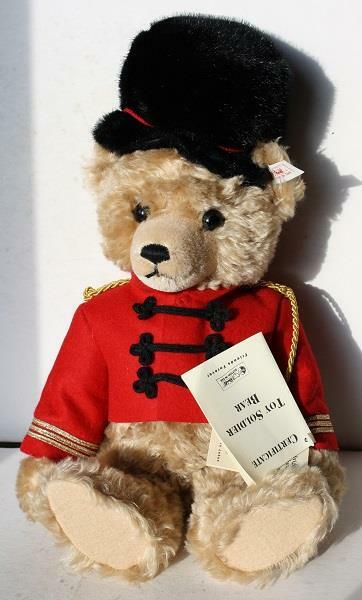 Steiff テディベア the town soldier bear 限定 Steiff Teddy Bear FAO Schwartz Toy Soldier Musical Teddy