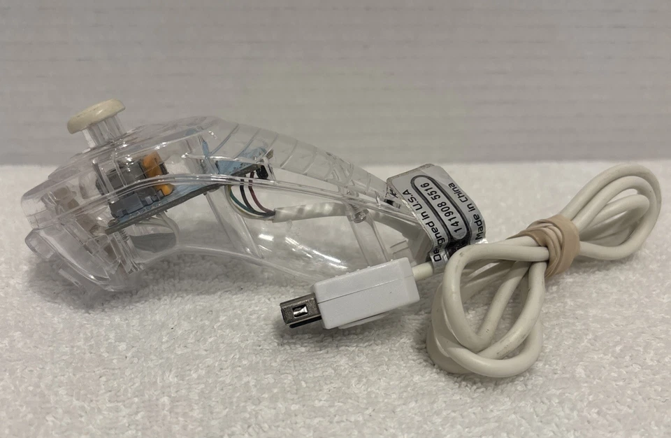 Nyko Kama Navigation Controller Nunchuck for Nintendo Wii / Wii U - Clear - Image 2 of 4