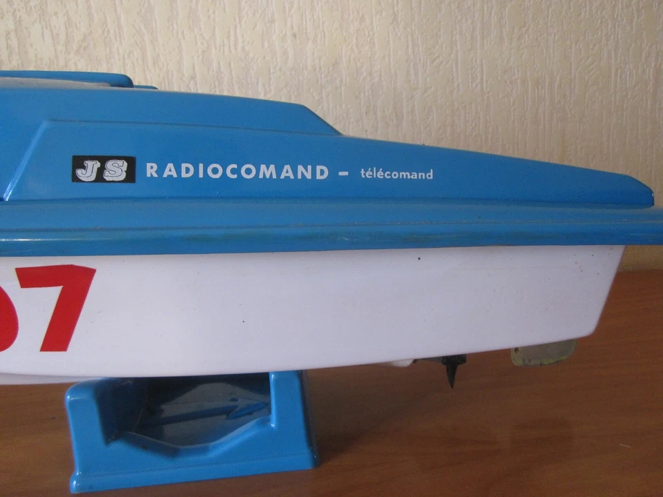 JOUET ANCIEN - JS VEDETTE 007 RADIOCOMMANDÉE RC - LE JOUET MODERNE - Imagen 4 de 4