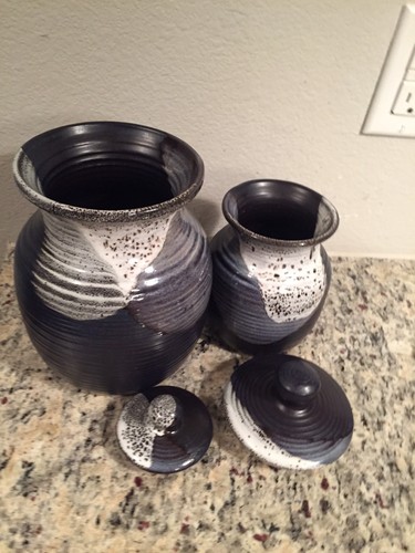 Canisters Set Of 2 Made In Colombia - Picture 8 of 12