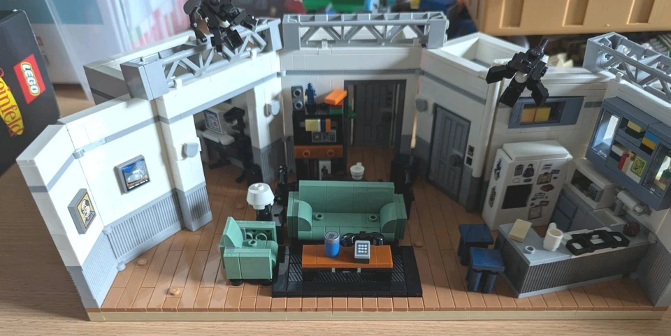 LEGO Ideas 21328 Seinfeld, Foto 3 von 5