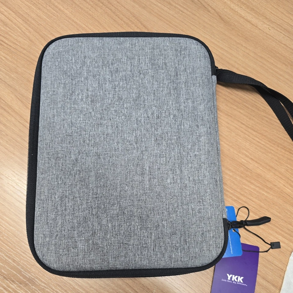 Tomtoc Portfolio Case for iPad Pro 12.9-inch - great condition! - Image 3 of 4