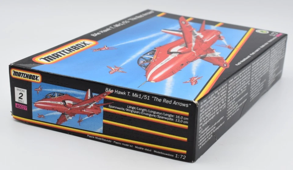 Matchbox 1:72 aereo BAe Hawk T. Mk1/51 Red Arrows. Kit modello in plastica - Immagine 2 di 4