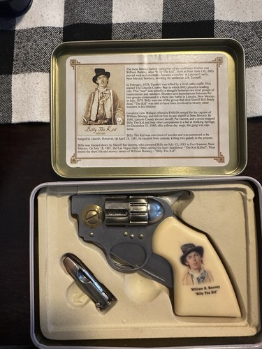 Legends of the West Billy the Kid Miniature Revolver Knife Tin Case, Stainless