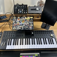 Arturia KeyLab 49 MK3 Midi Keyboard Controlle...
