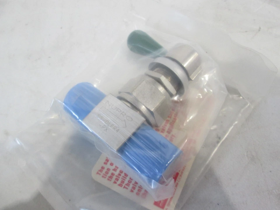 Nupro SS-DLFR4-PX, Manual Valve w/ Green Lever Handle, 1/4" FVCR/FVCR, New - Image 2 of 4