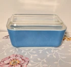 Vintage Pyrex 502-B Blue Refrigerator Dish with Clear Lid