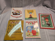 Peanuts Charlie Brown Comic Books Charles M. Schulz Lot Of 5- good condition