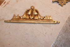 Grande décoration ancienne ornement fronton  en bronze de meubles