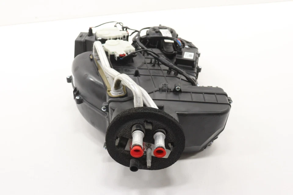 Dodge Durango 2014-2025 trasero climatización aire acondicionado calefacción soplador carcasa OEM 68186198AD Foto 2 de 4