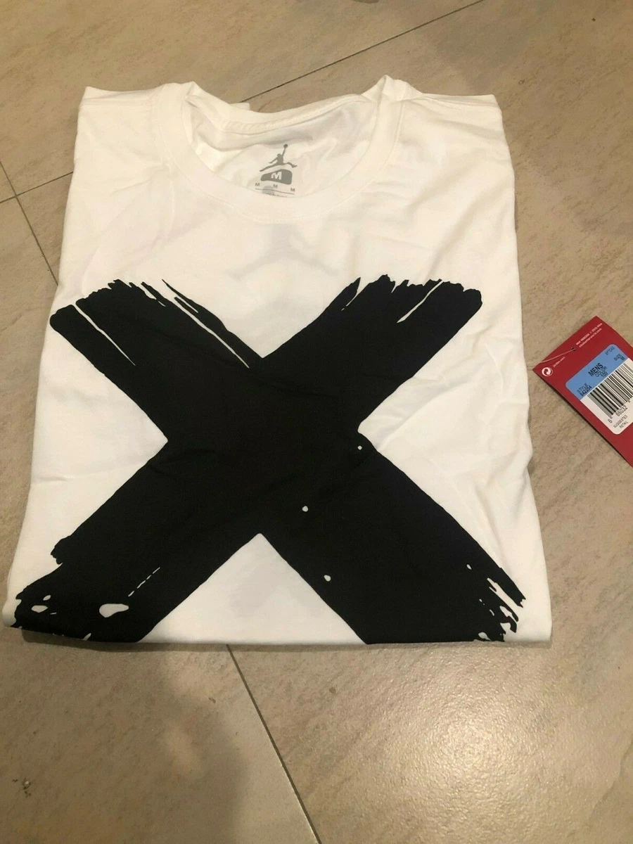 Jordan 1 deals banned t shirt