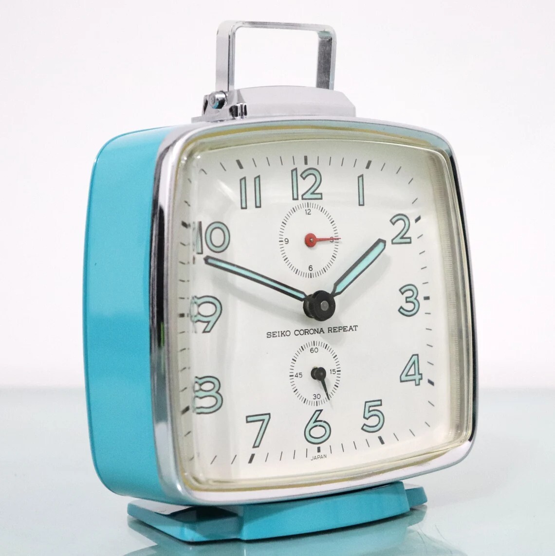 SEIKO CORONA REPEAT Alarm Vintage Top! Clock Retro 1960's White
