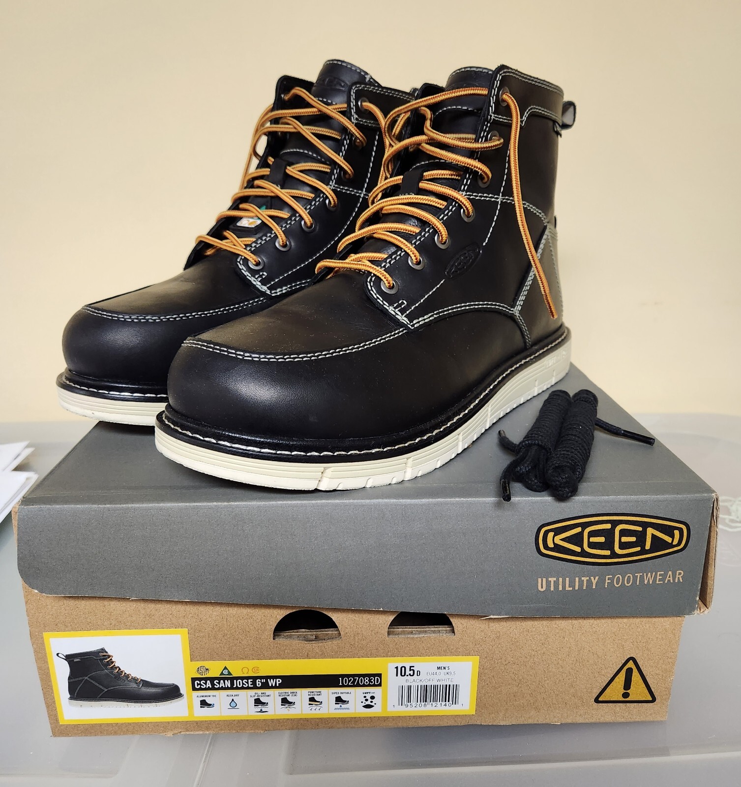 KEEN Hololive x Sanrio Korone Inugami x My Melody sada + čirý soubor