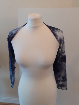  Iets Frans Urban Outfitters Crochet Long Sleeved Shrug, Blue, Medium