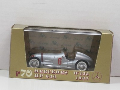Mercedes-Benz Rennwagen W 125 1937 Nr.6 silber Box Brumm R70 1:43