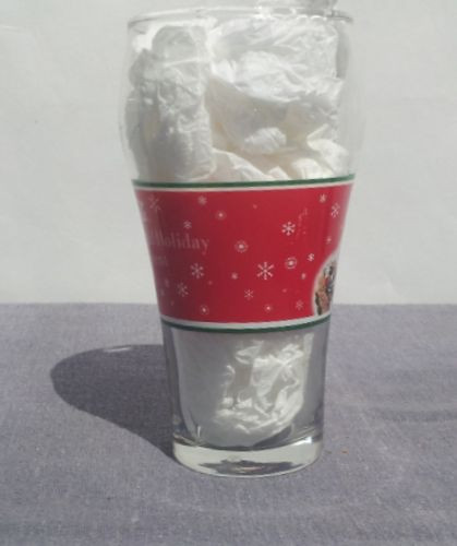Retro Coke Glass - Christmas Theme -- Very Collectible - Picture 2 of 6