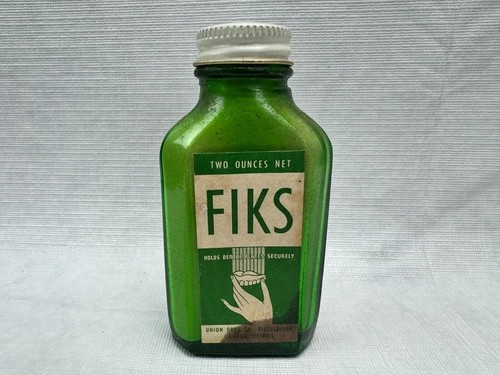 Vintage FIKS Green Glass Bottle 2 oz Union Drug Company Chicago, Ill. Full