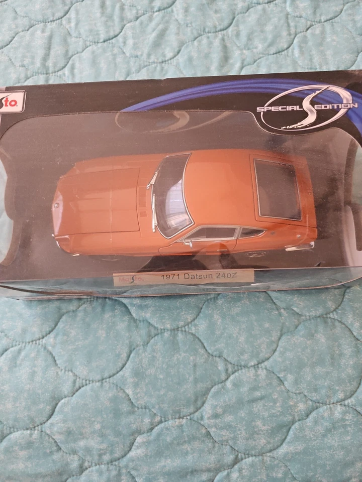 Maisto 1/18 Scale Model Car 46629A - 1971 Datsun 240Z - Orange New In Box Sealed - Image 2 of 4