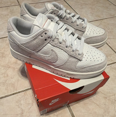 Nike Dunk Low W Women s 6.5 US/ 37.5 EU Sneakers Summit White/Photon Dust