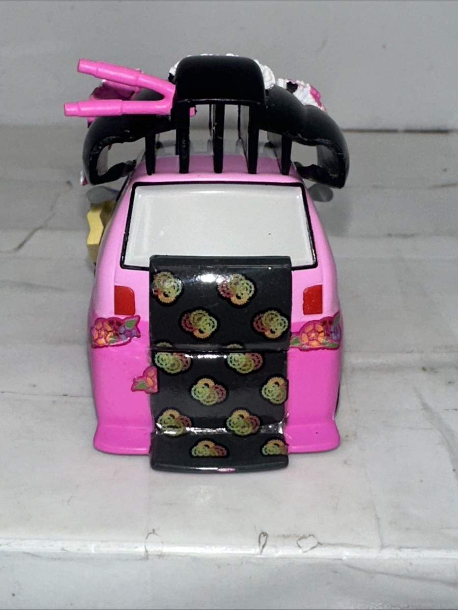 Disney Store Pixar Cars 2 Tamiko Okuni Shigeko Pink Tokyo Kabuki