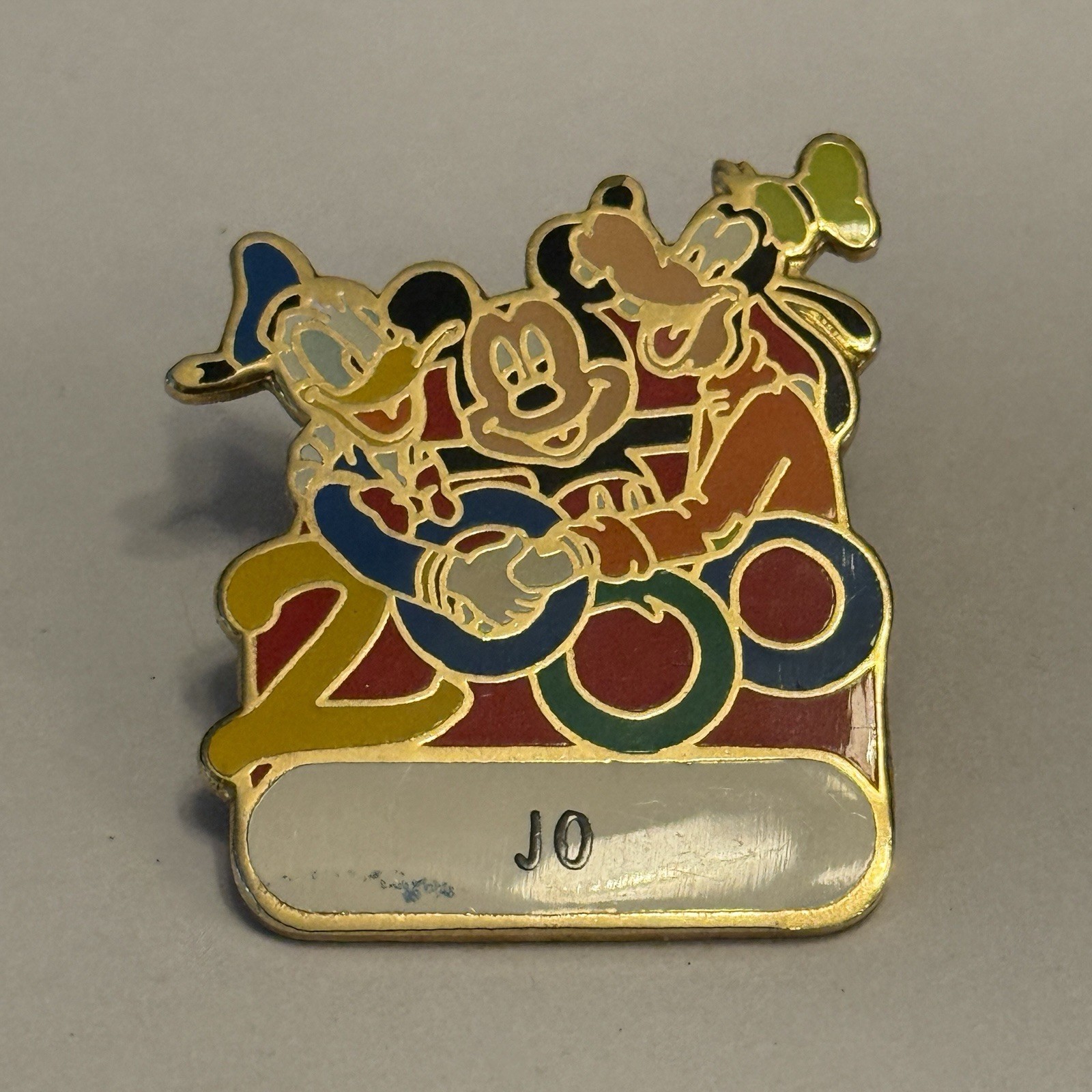 Disney Pin Donald Mickey Goofy Hand in Hand 2000 Name JO Souvenir Enamel Pin
