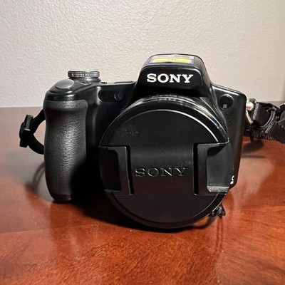 Sony Cybershot Digital Camera DSC-H50 9.1MP 15x 2 Batteries & Accessories WORKS