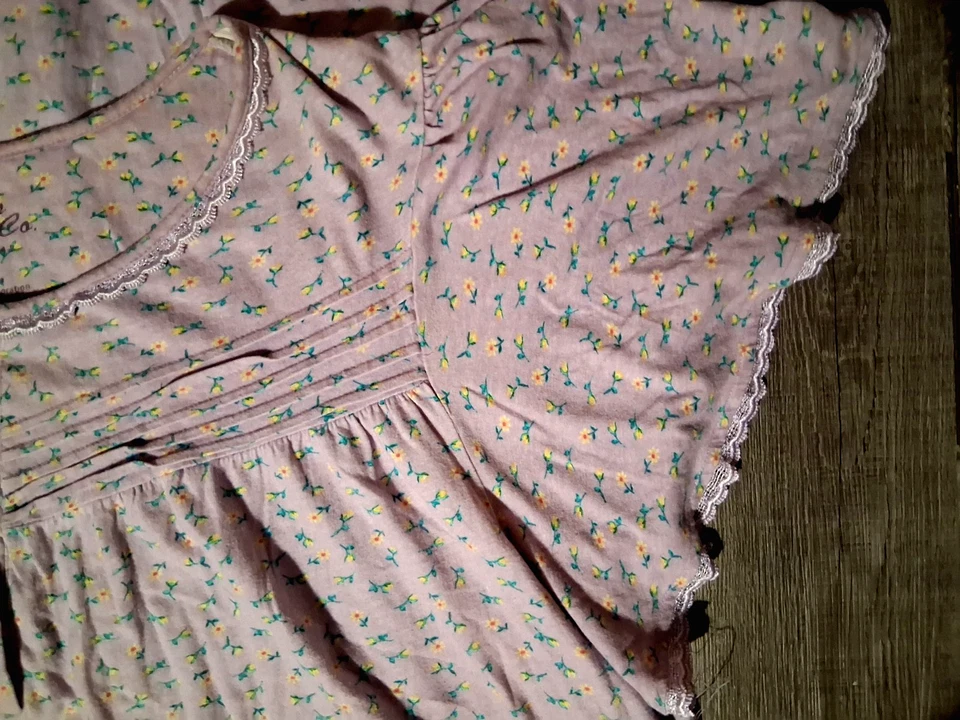 Dreams & Co. Camisón Largo Tejido Algodón Lila Ditsy Talla Grande 3X 44 Foto 3 de 4