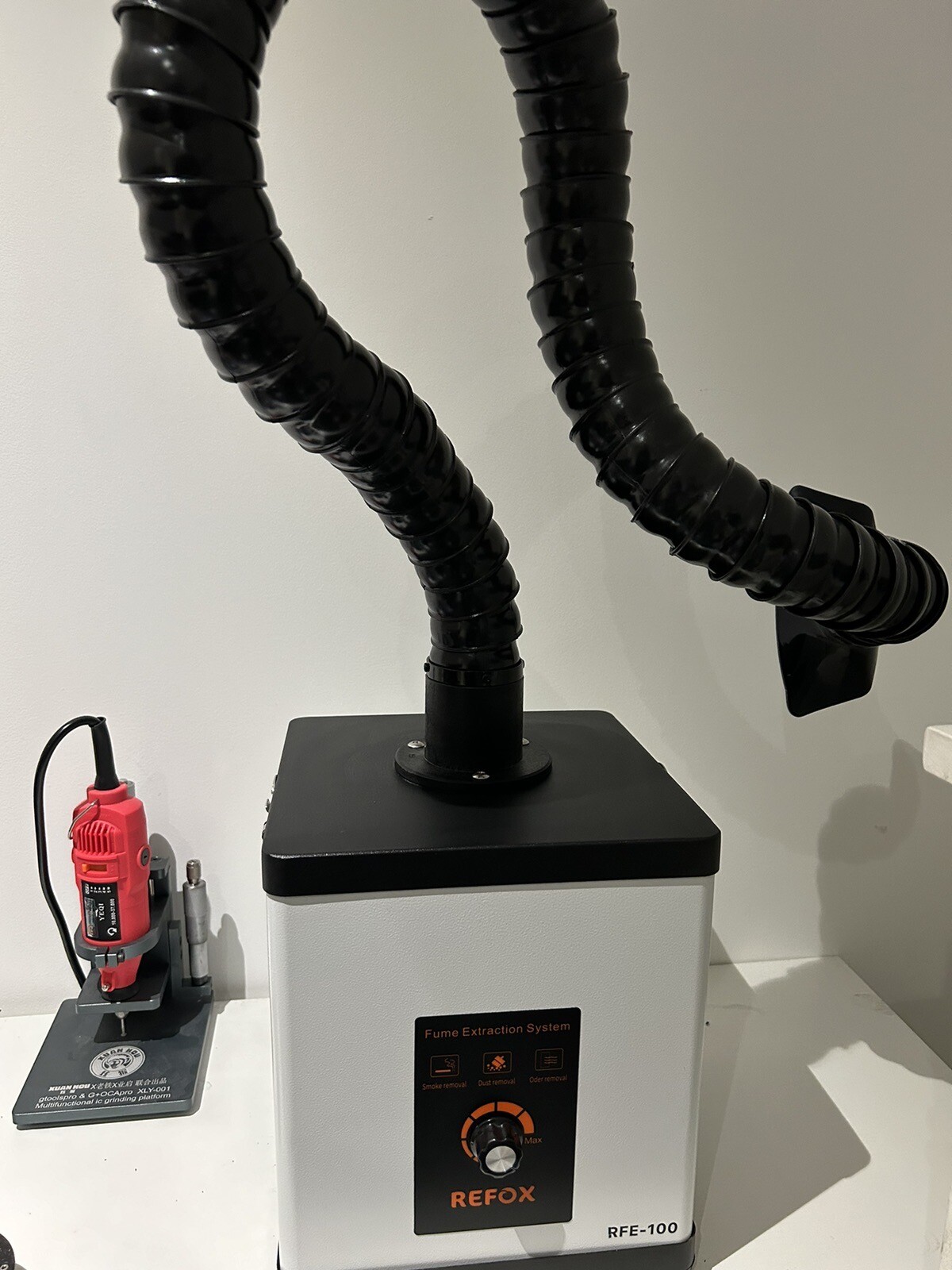 Refox RFE100 Laser Soldering Smoke Fume Extractor for Mobile Phone