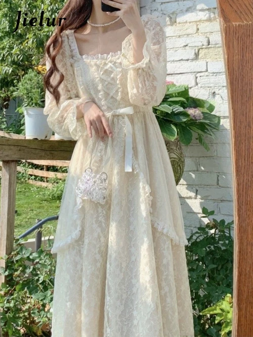 White vintage dress long best sale sleeve