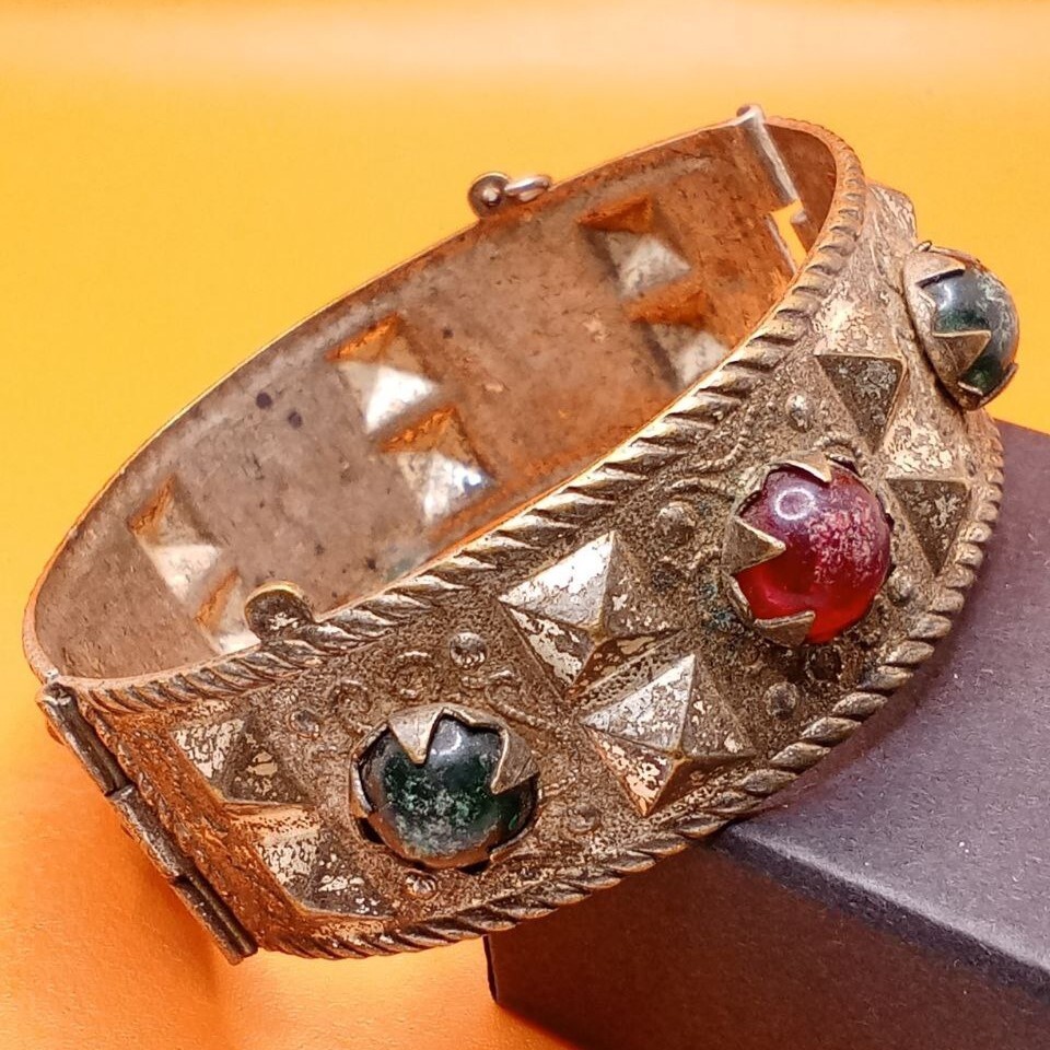 Handmade African Tuareg Bracelet by Hermès Ethnic Tribal Jewelry Silver-image