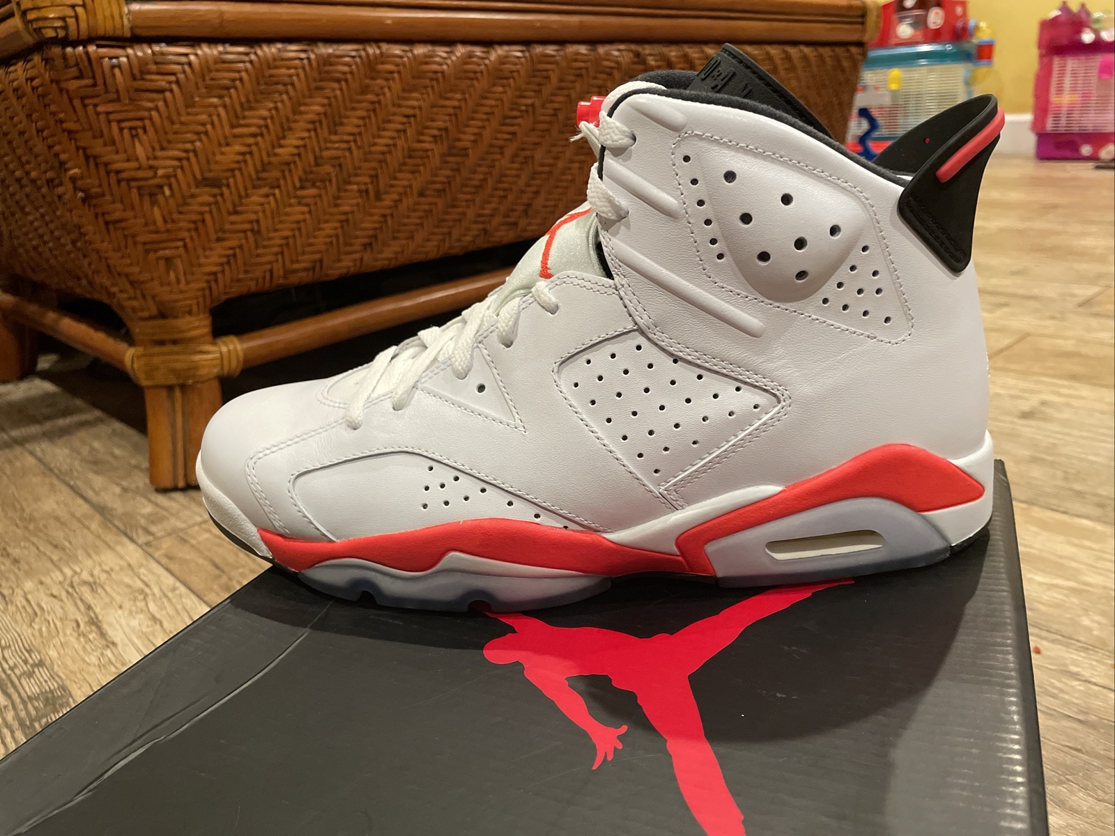 air jordan vi white