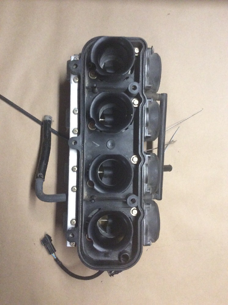 Kawasaki Ninja 98 Zx9 Zx-9r Carburetor Throttle Bodies Carbs