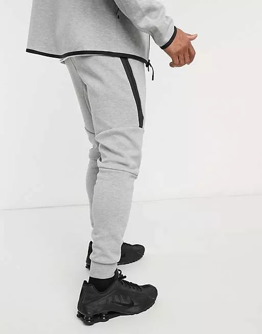 Nike sportswear tech discount fleece grey joggers
