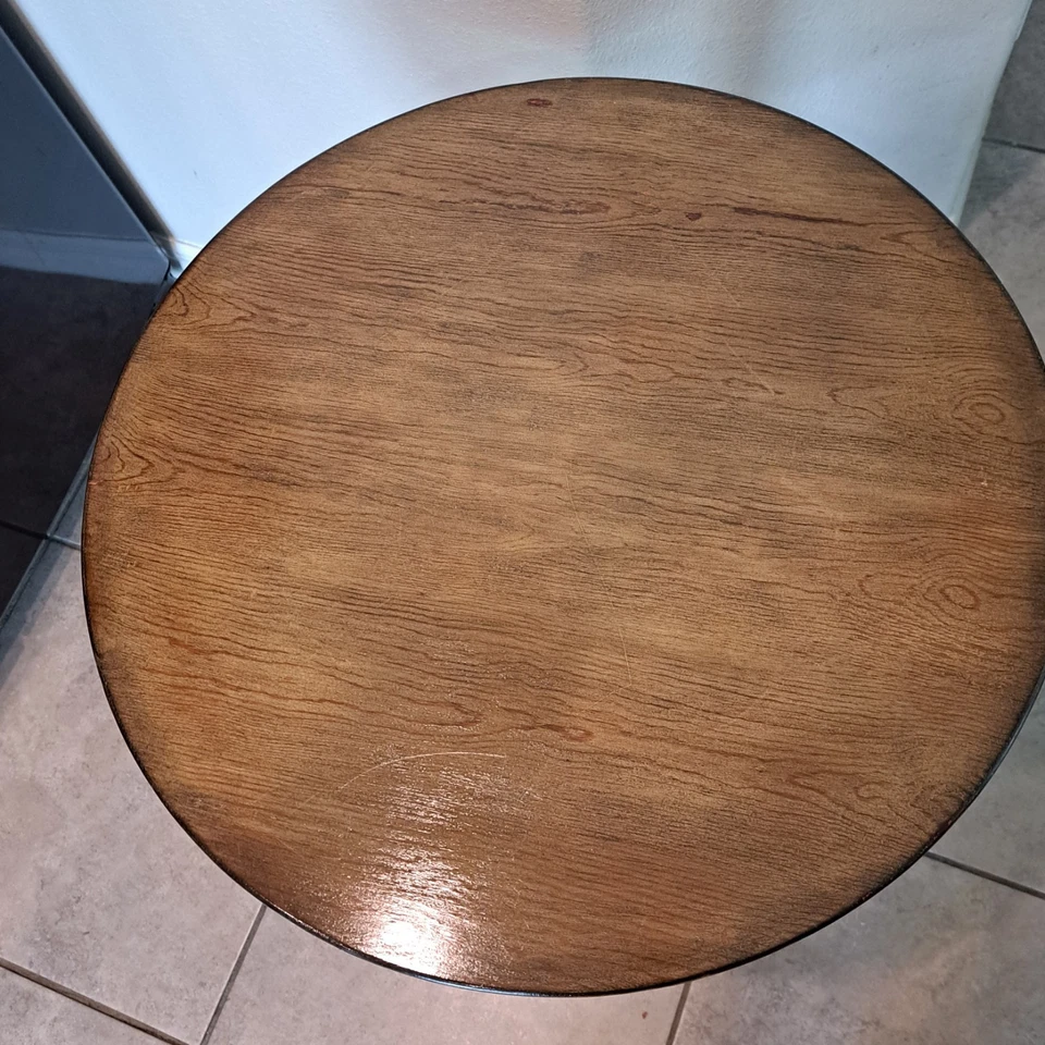 Mesa auxiliar redonda con estante para muebles finos Coaster - Modelo 902832 Foto 3 de 4