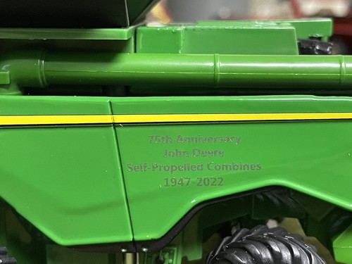 1/64 ERTL John Deere 75th Anniversary X9 1000 Tracked Combine - Just Released - Picture 9 of 12