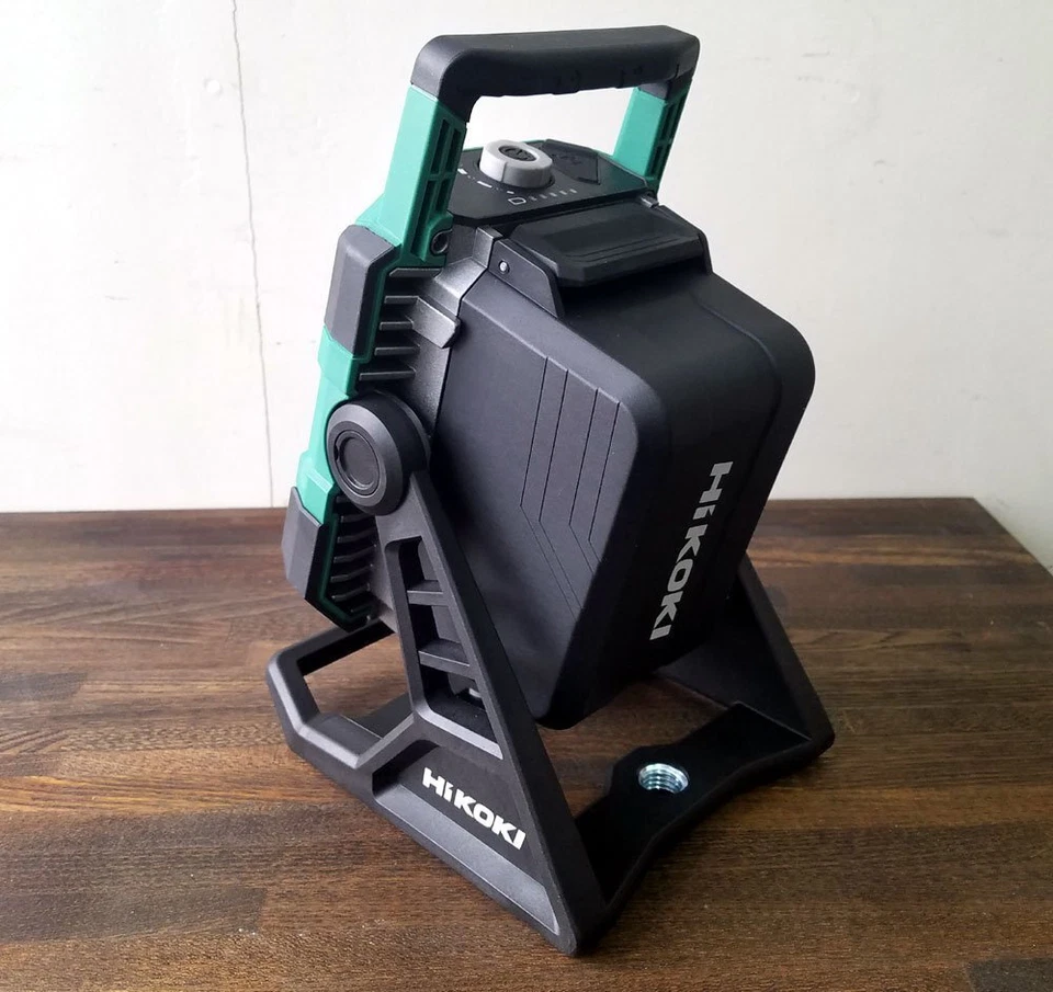 HIKOKI UB18DC(NN) Work light UB18DC(NN) 18V LED MAX/30H 700~4000lm Body Only - Image 3 of 4