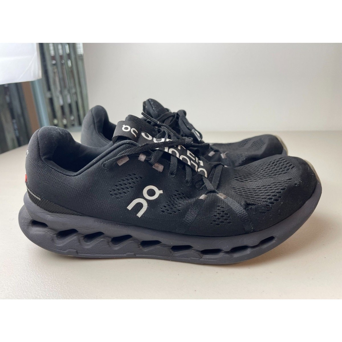 On Cloudswift Sneakers – Men display picture 2