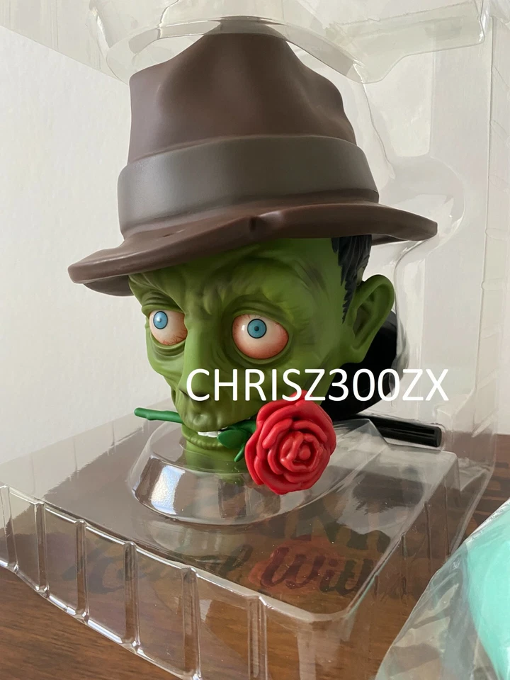 Stubbs The Zombie Rebel Without a Pulse Collector's Edition XBOX ONE X S USA - Image 2 of 4