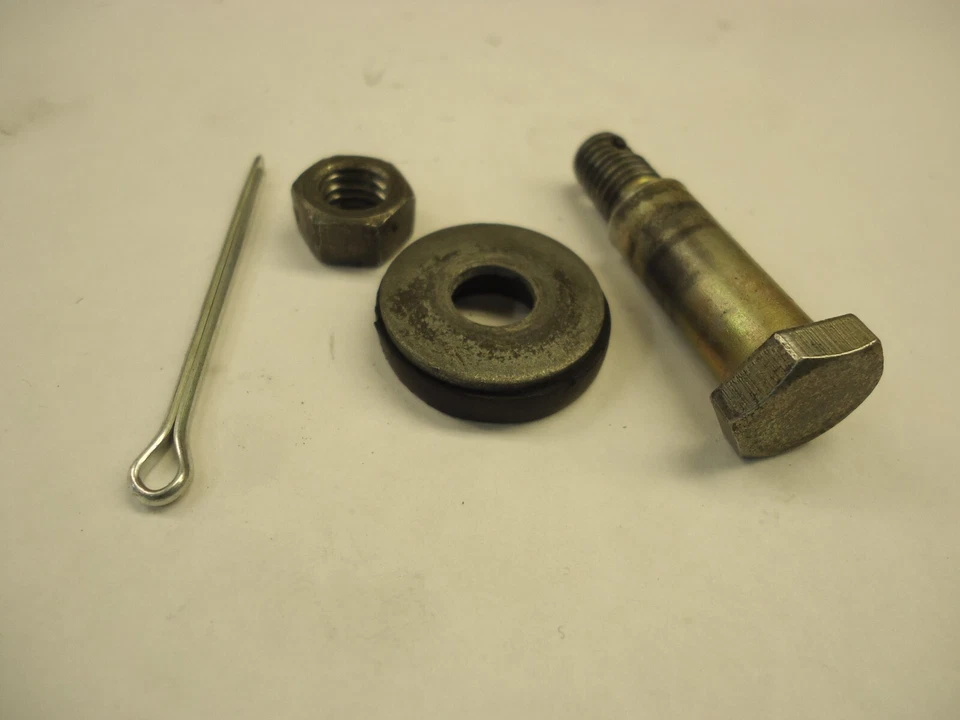 85-86 HONDA SHADOW VT1100 PERNO DE TAPÓN DE FRENO TRASERO OEM VT 1100 OEM VT500 VT700 Foto 3 de 4