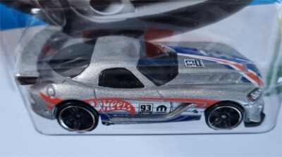 2024 Hot Wheels Dodge Viper SRT10 ACR in 1/64 # HTC27 HW Exotics 2017 Race Track