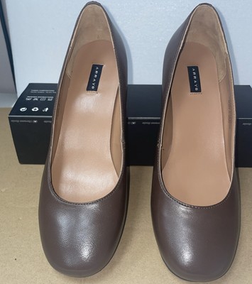 NIB Array Womens Flatter Leather Dark Brown Kitten Heels Shoes 7.5 W