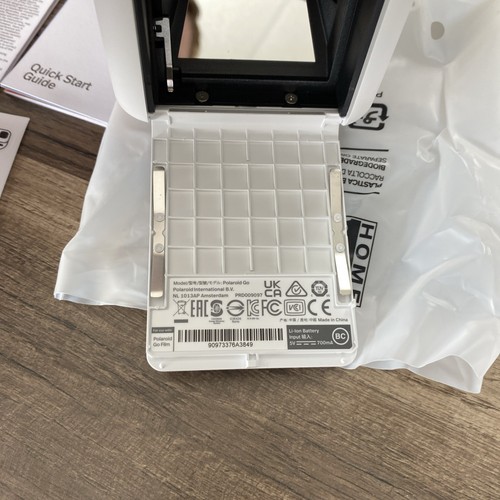 Polaroid GO Gen 2 Everything Box White Open Box/az - Bild 9 von 11