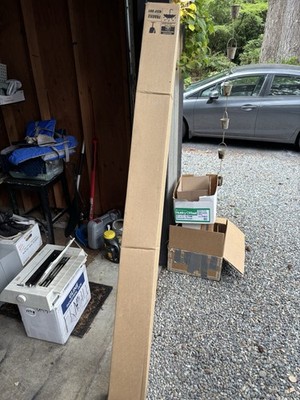 NEW in box Server Technology Sentry CW-30VYL458C2-012 Tech Rack CDU/PDU Quantity