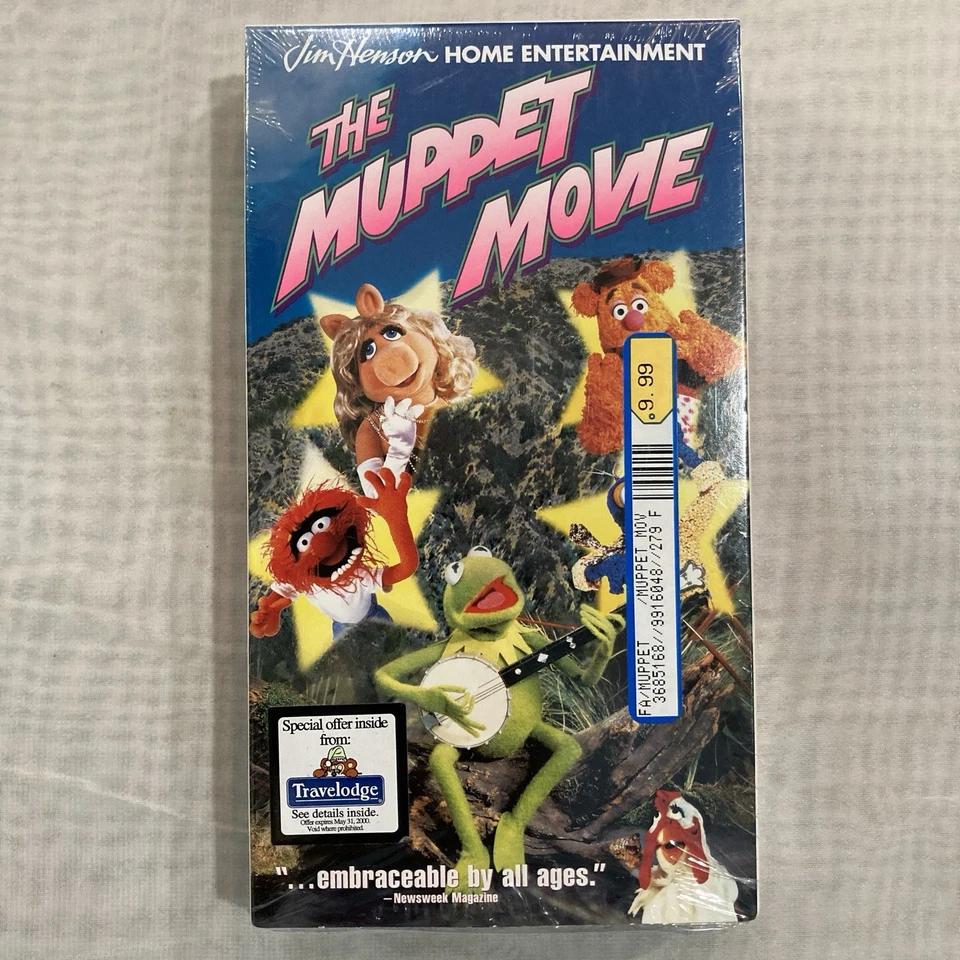 Muppet Movie VHS Lot - Great Caper, Take Manhattan, Treasure Island - Sealed - Image 2 of 4