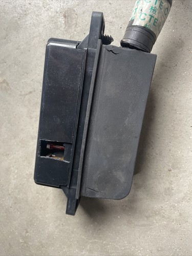 Triumph Trophy 1200 fuse box. 0em T2500821 1997-2001 - Picture 11 of 13