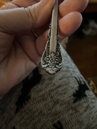 Rogers 18/8 Stainless Japan Imperial Rose Cocktail Forks (3) - Picture 10 of 17