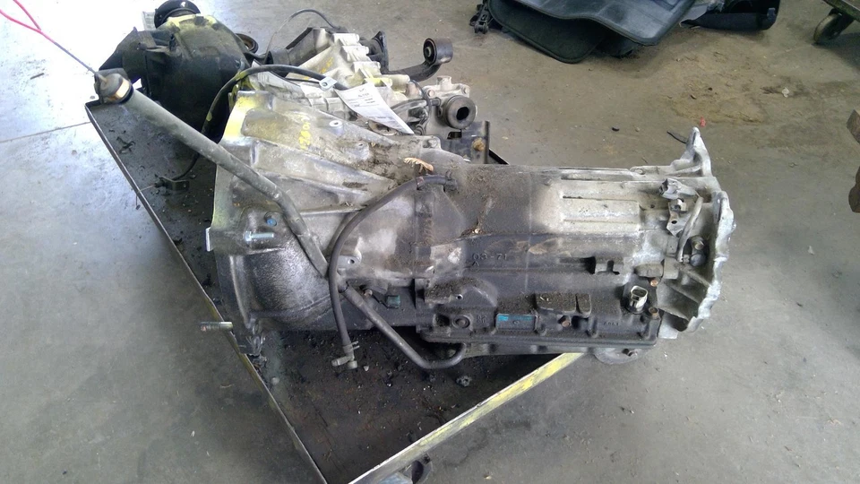 Used Automatic Transmission Assembly fits: 2001 Chevrolet Tracker AT 2.5L 4x4 Gr Foto 2 de 4