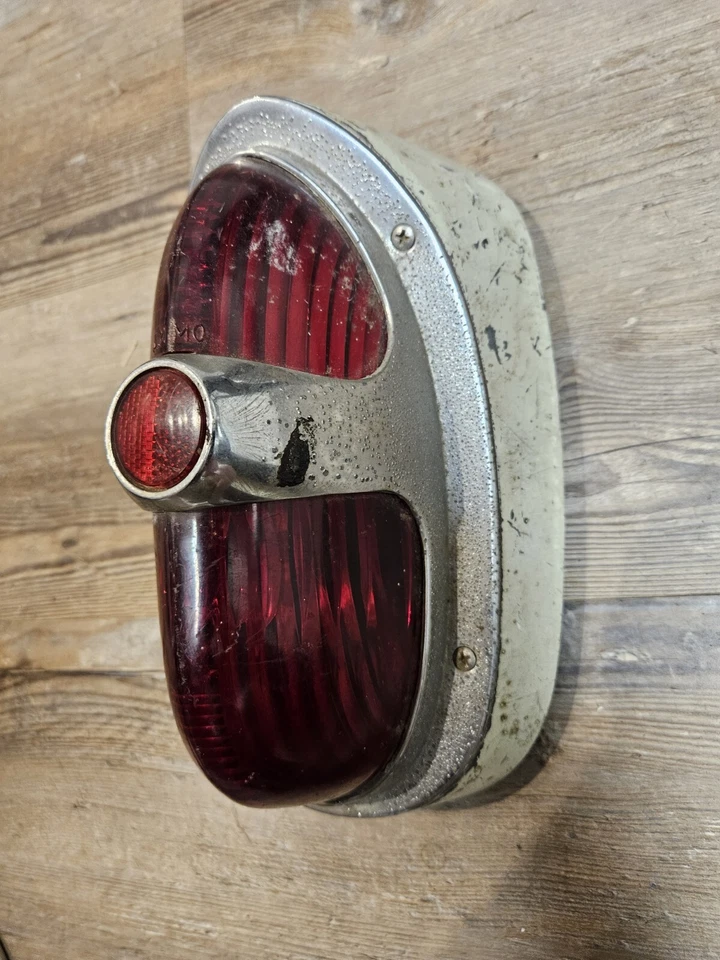 Luz trasera Hudson Hornet 1955 OEM Foto 4 de 4