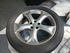 Toyota Venza Tires