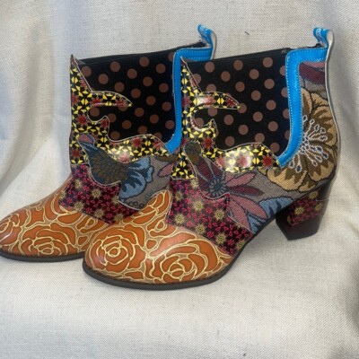 Size 43 Wild Boots
